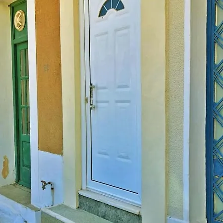 σπίτι στη χώρα άνδρου *